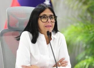 Delcy Rodríguez que durante años ayudó a construir el discurso antiisraelí del chavismo, hoy terminó agradeciendo a Israel.