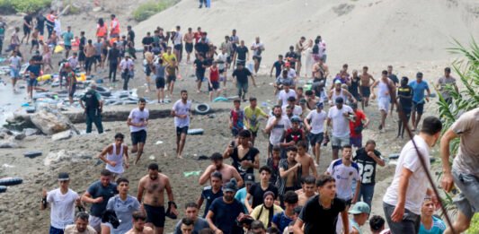 España, al borde del aislamiento político en la UE: 22 países exigen una reunión de emergencia por la crisis migratoria