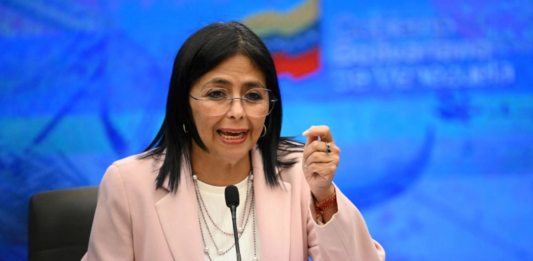 No han terminado de resolver el desastre de terremotos en el país, y el “interinato de Delcy” ofrece ayuda a Colombia tras terremoto