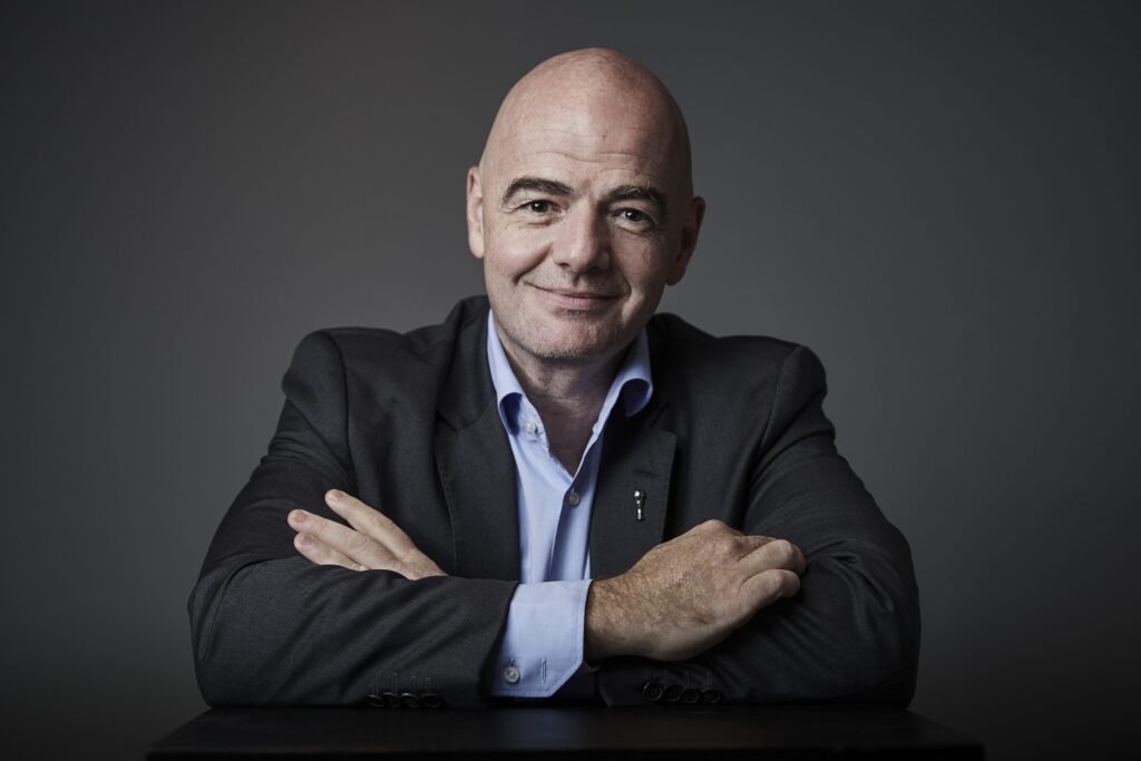 La imagen actual no tiene texto alternativo. El nombre del archivo es: Infantino-scaled-1.jpg