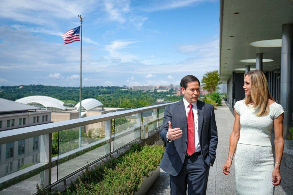 La imagen actual no tiene texto alternativo. El nombre del archivo es: rubio-lara.jpg